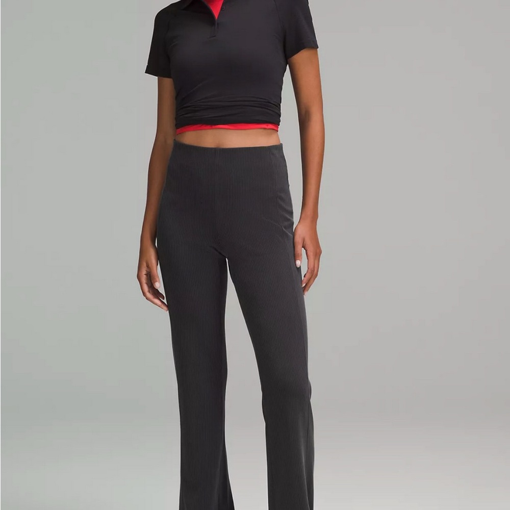 Lululemon Women's Ribbed Softstrene Zip-Leg High Rise Pant Size 10